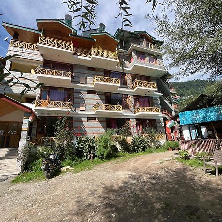 Hostel Yolo Backpackers - Manali Exteriér fotografie