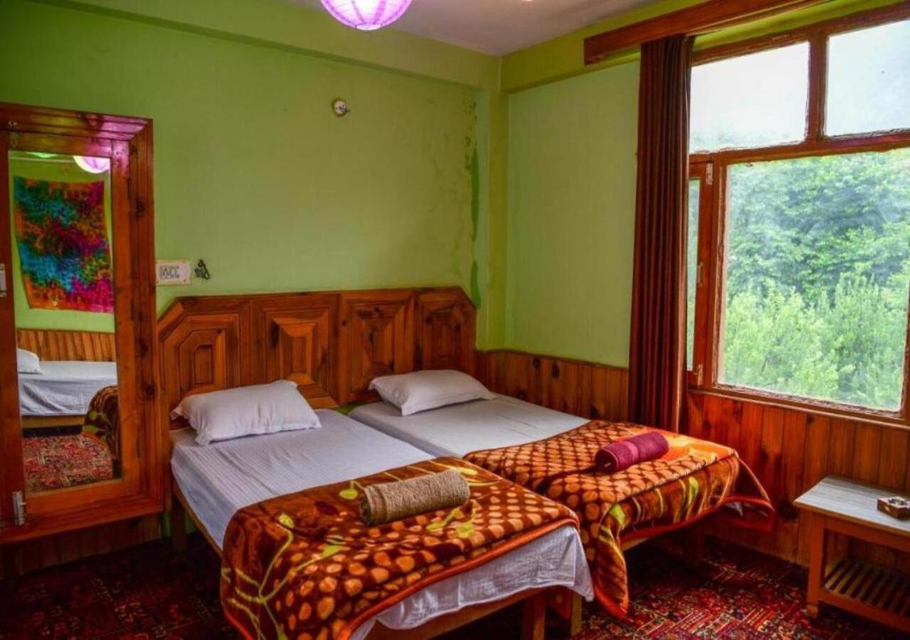 Hostel Yolo Backpackers - Manali Exteriér fotografie
