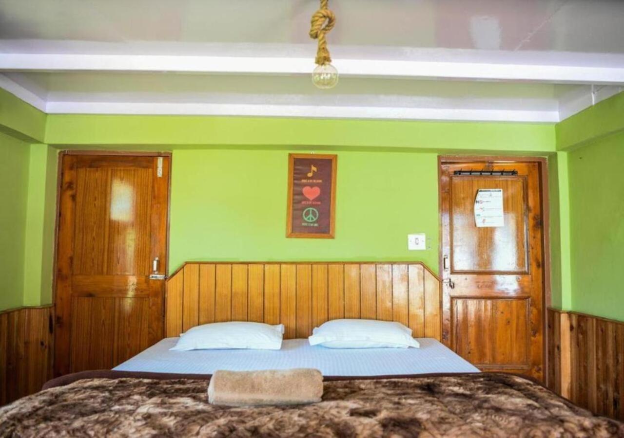 Hostel Yolo Backpackers - Manali Exteriér fotografie
