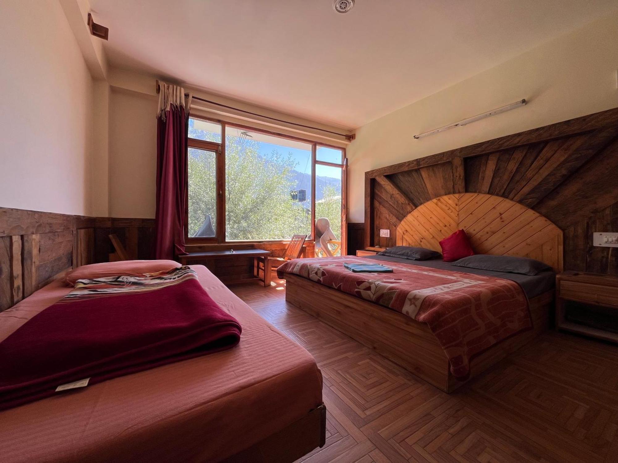 Hostel Yolo Backpackers - Manali Exteriér fotografie